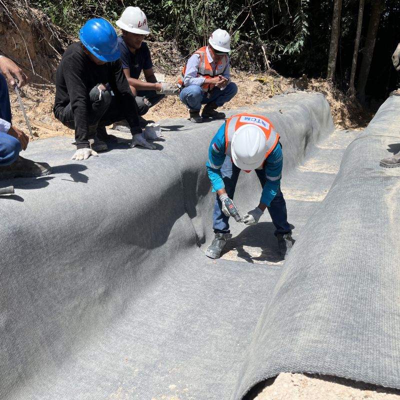 Channel Lining Tambang Batubara - Melak, Kaltim - 5. Jointing